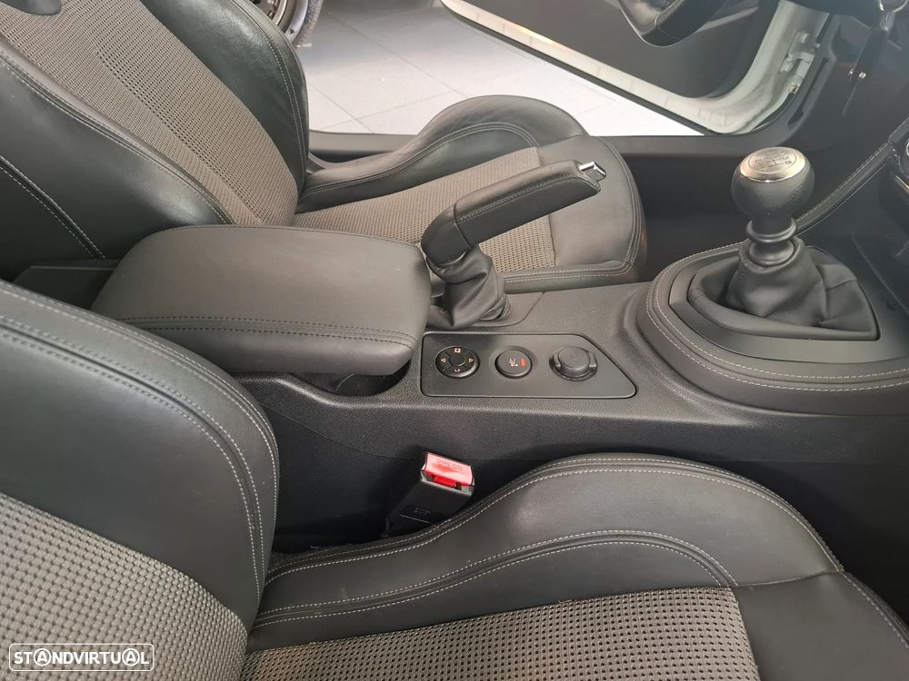 Peugeot RCZ 1.6 155 THP - 15