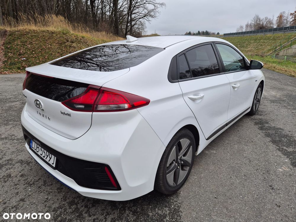Hyundai IONIQ 1.6 GDI Premium - 29