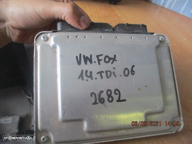 Centralina 045906019BN 6Q1937049D VW FOX 2006 1.4TDI BOSCH - 4