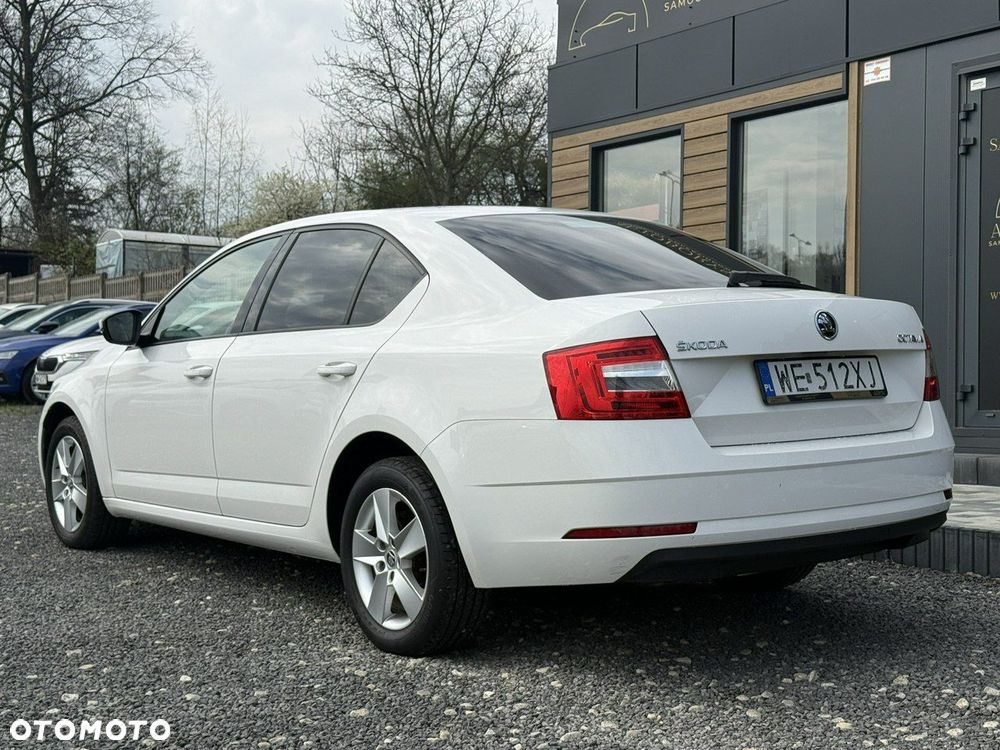 Skoda Octavia 1.6 TDI Ambition - 8