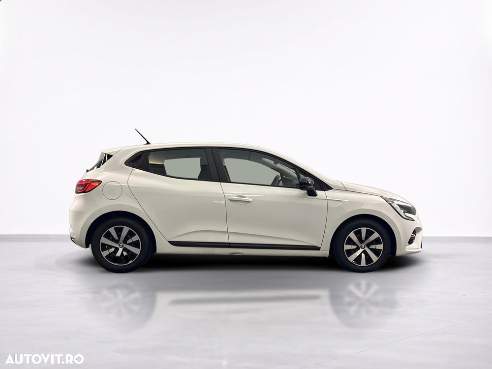 Renault Clio - 7
