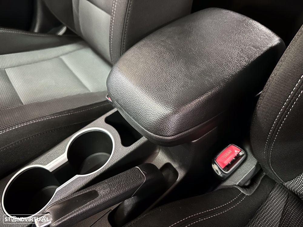 Hyundai i30 CW - 16