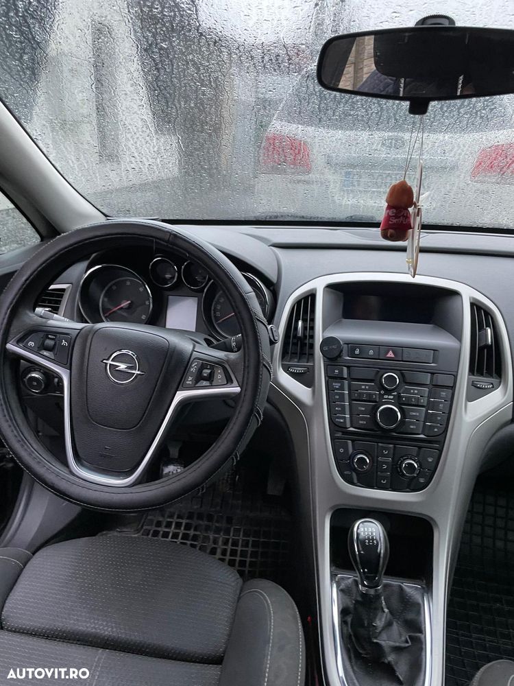 Opel Astra 1.7 CDTI - 4