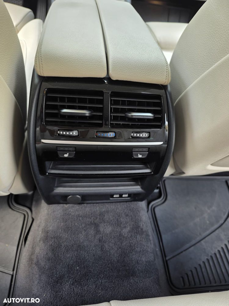 BMW Seria 5 520d xDrive Aut. Sport Line - 10