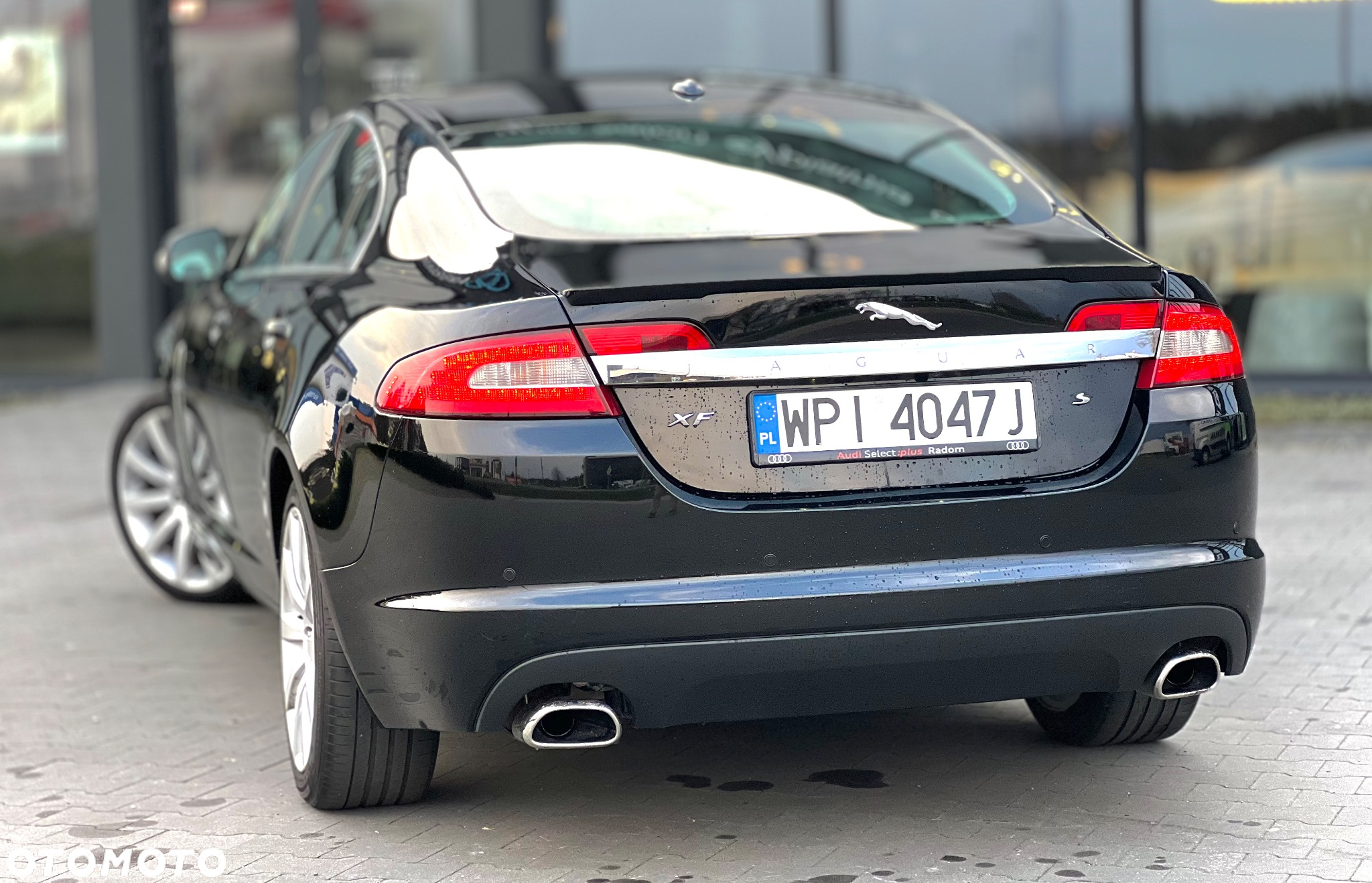 Jaguar XF 2.7 V6 D Premium Luxury - 12