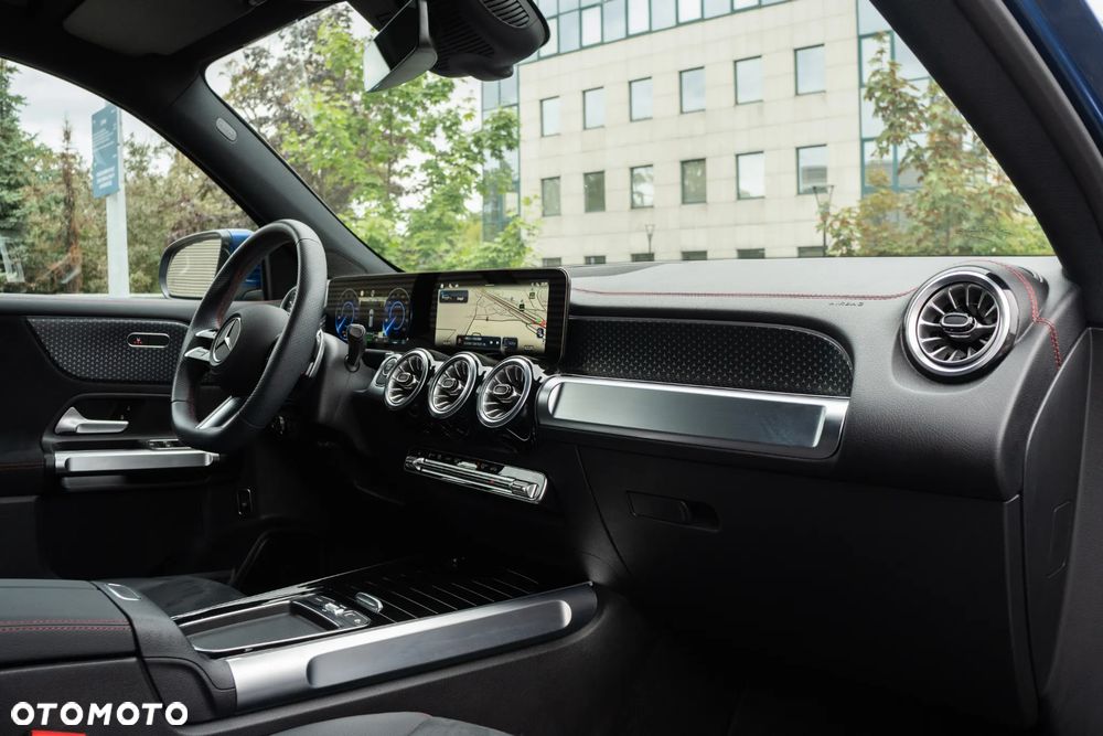 Mercedes-Benz EQB 300 66.5kWh 4-Matic AMG - 15