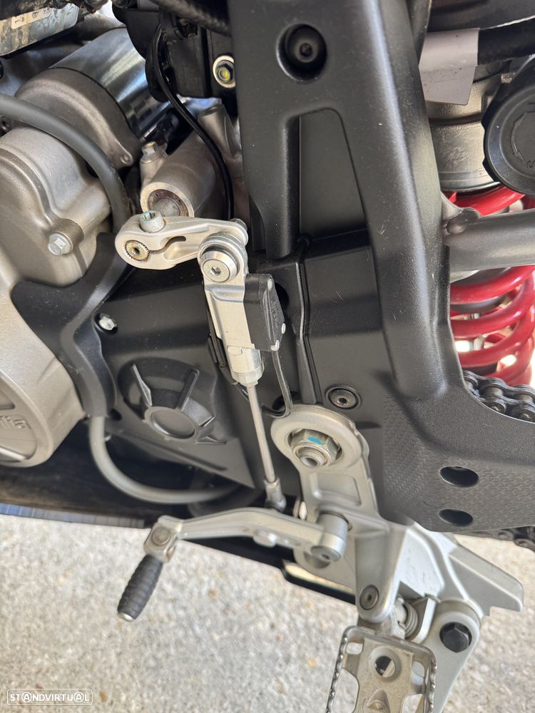 Aprilia Tuareg - 10