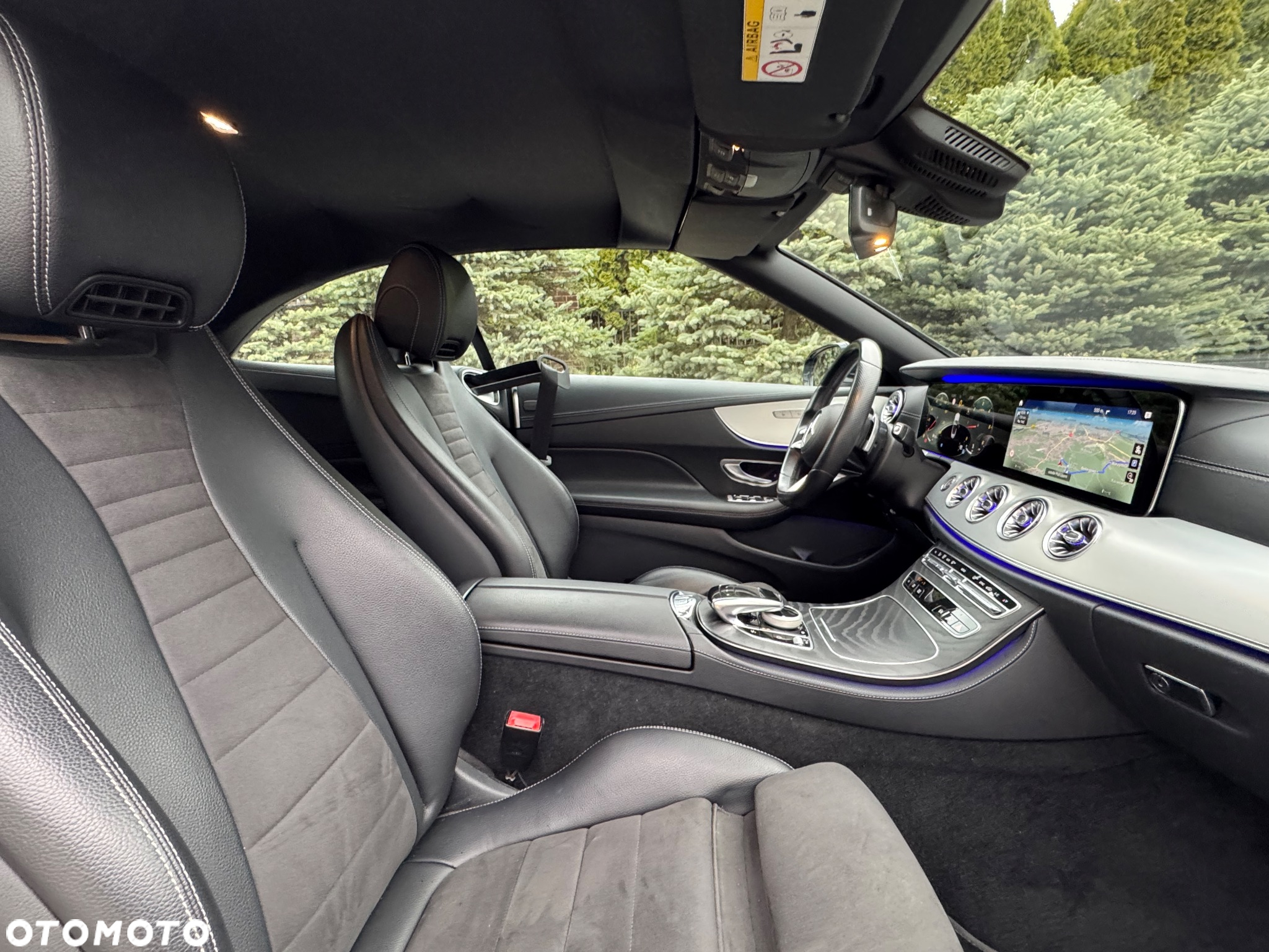 Mercedes-Benz Klasa E 220 d Cabrio 9G-TRONIC AMG Line - 22