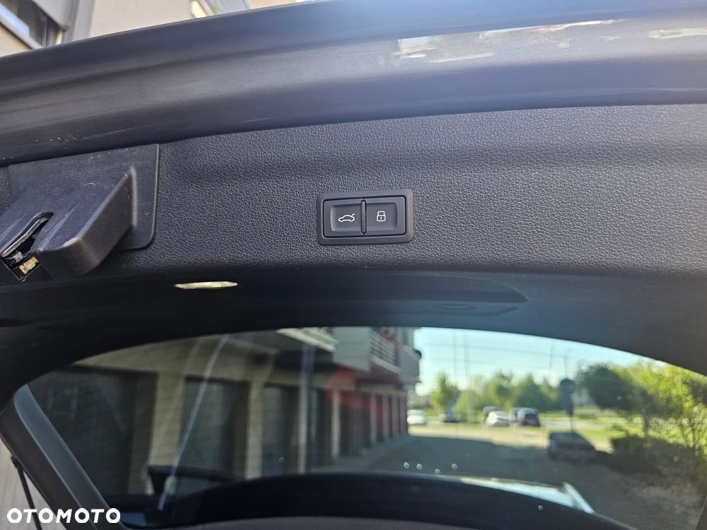 Audi A6 Avant 40 TDI quattro S tronic - 28