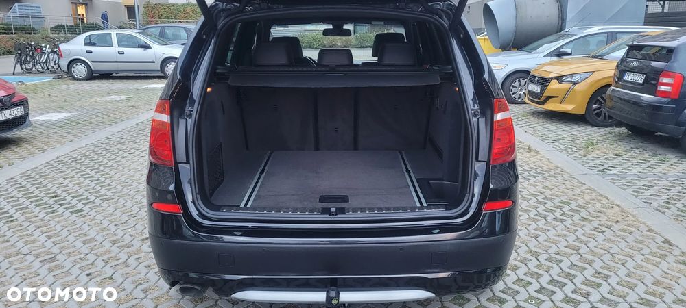 BMW X3 xDrive20d - 17