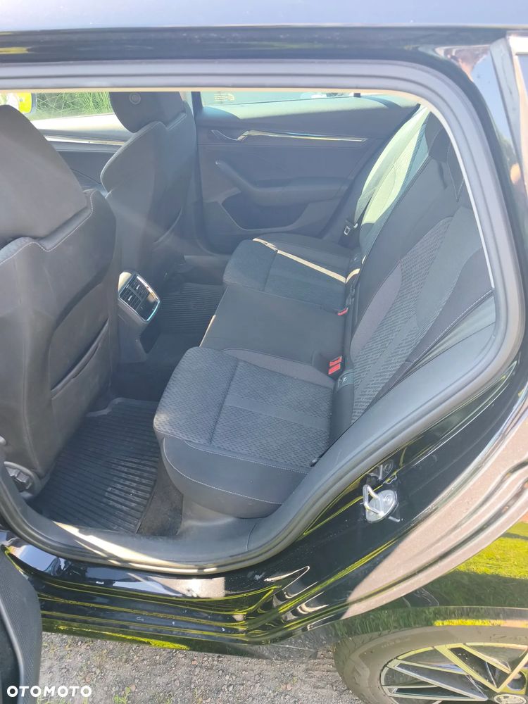 Skoda Octavia 1.5 TSI ACT Style - 12