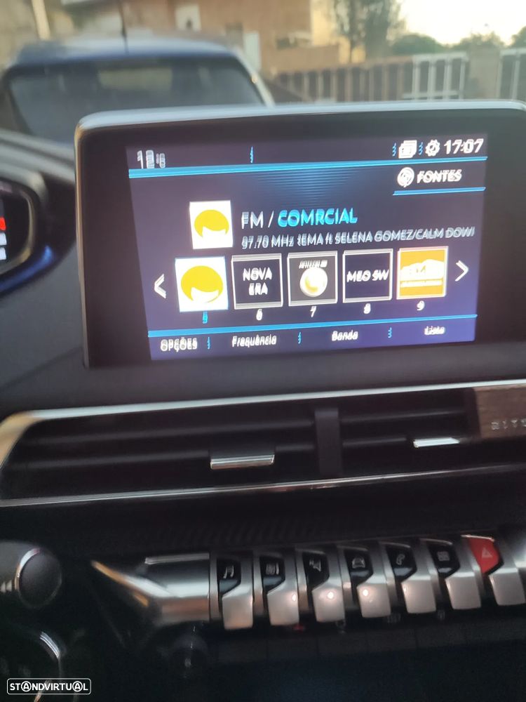 Peugeot 3008 HDi 115 Allure - 10