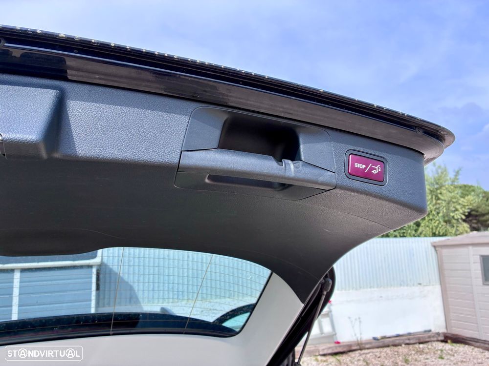 Mercedes-Benz C 220 d 4Matic Station 7G-TRONIC Exclusive - 22