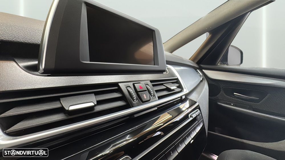 BMW 225xe Active Tourer iPerformance Advantage - 20