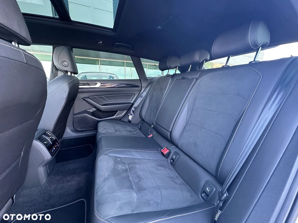 Volkswagen Arteon 2.0 TSI DSG R-Line - 18