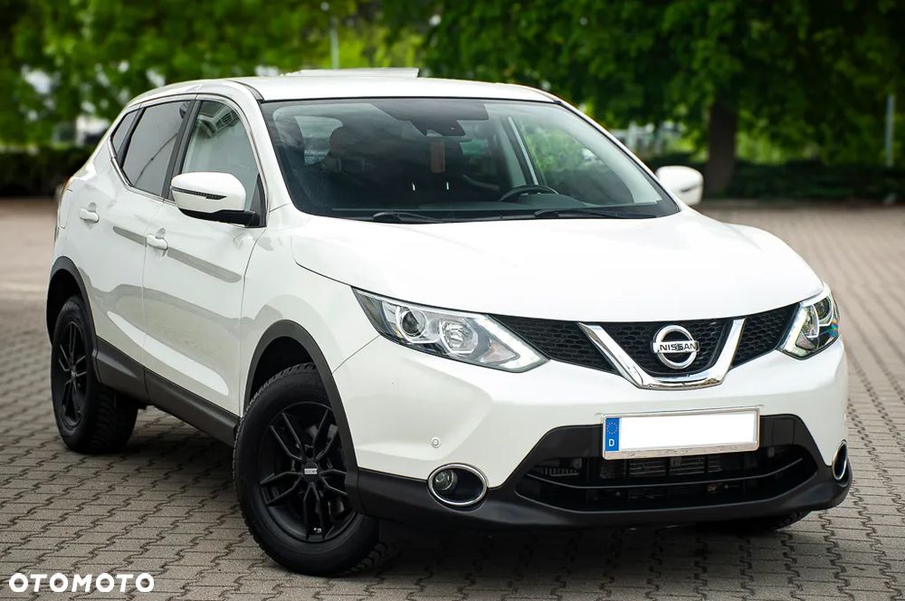 Nissan Qashqai 1.2 DIG-T Xtronic N-Vision - 9