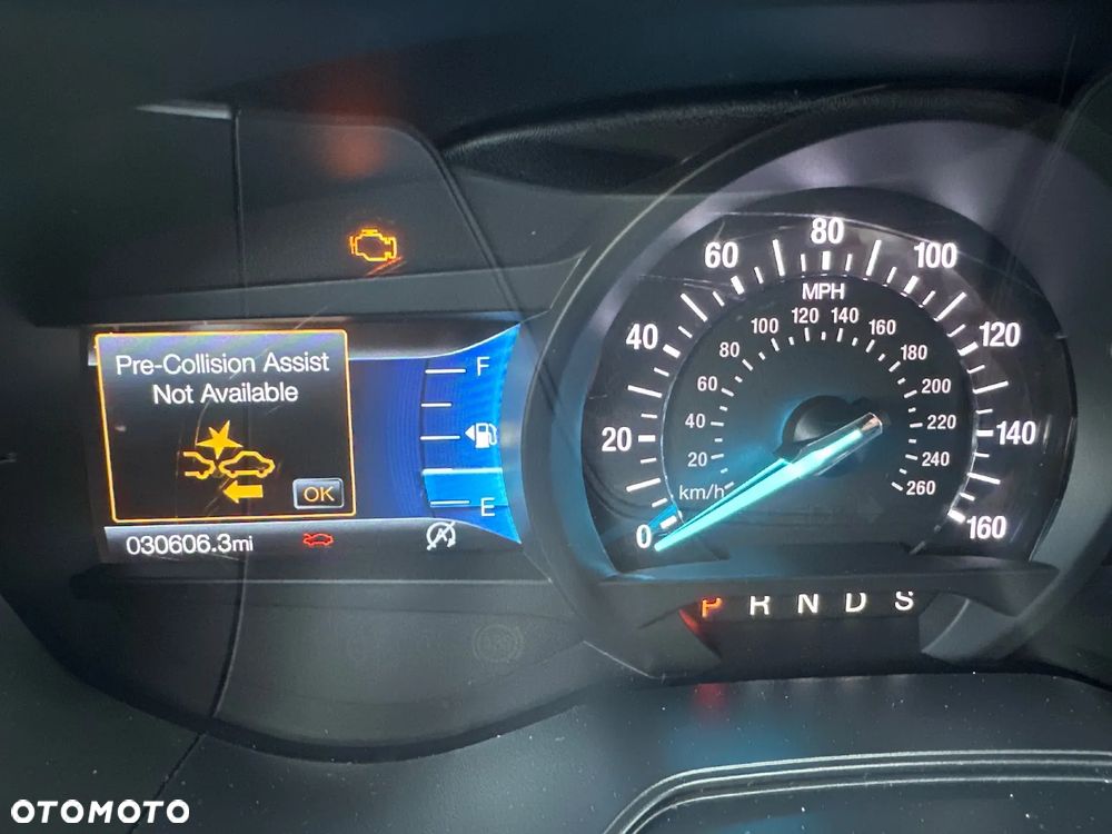 Ford Fusion - 26