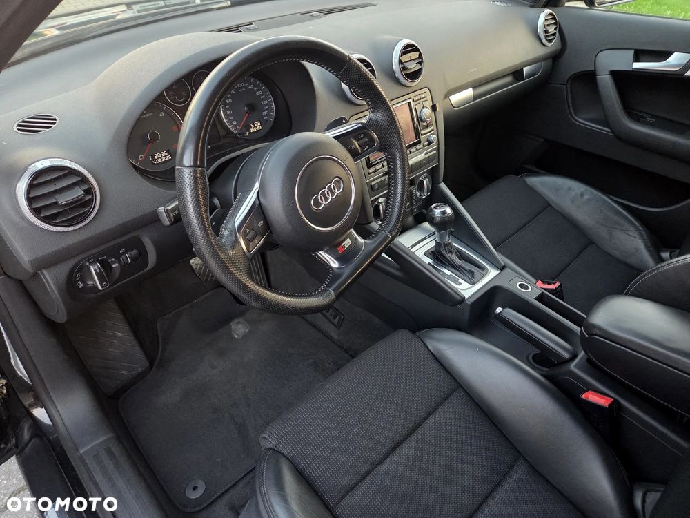 Audi A3 Sportback 1.6 TDI DPF S tronic S line Sportpaket - 15