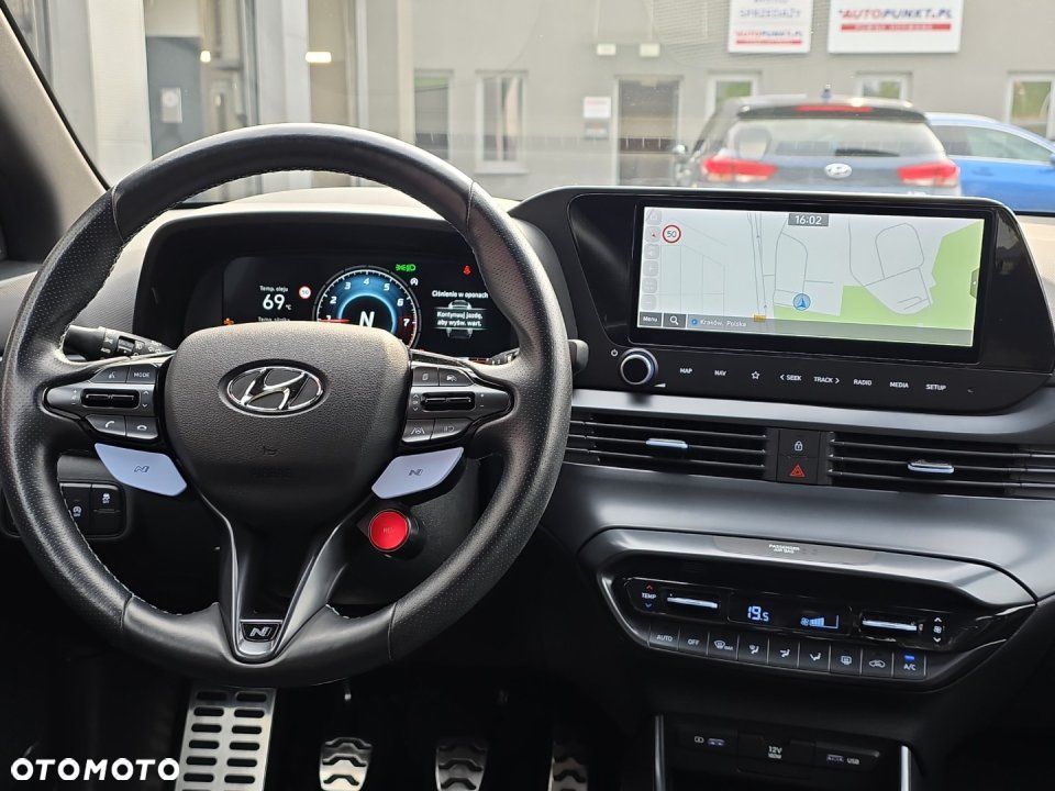 Hyundai i20 - 13