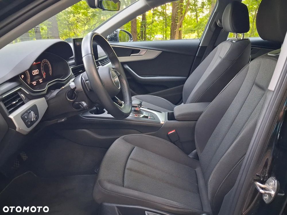 Audi A4 Limousine 35 TFSI mHEV S Line S tronic - 28