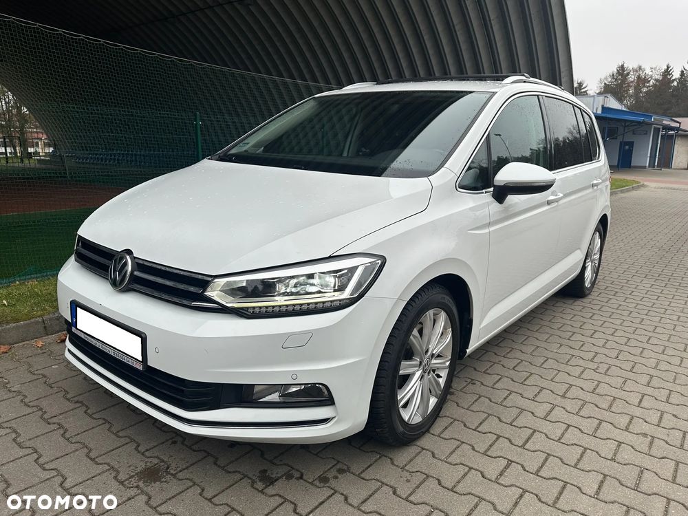 Volkswagen Touran - 1