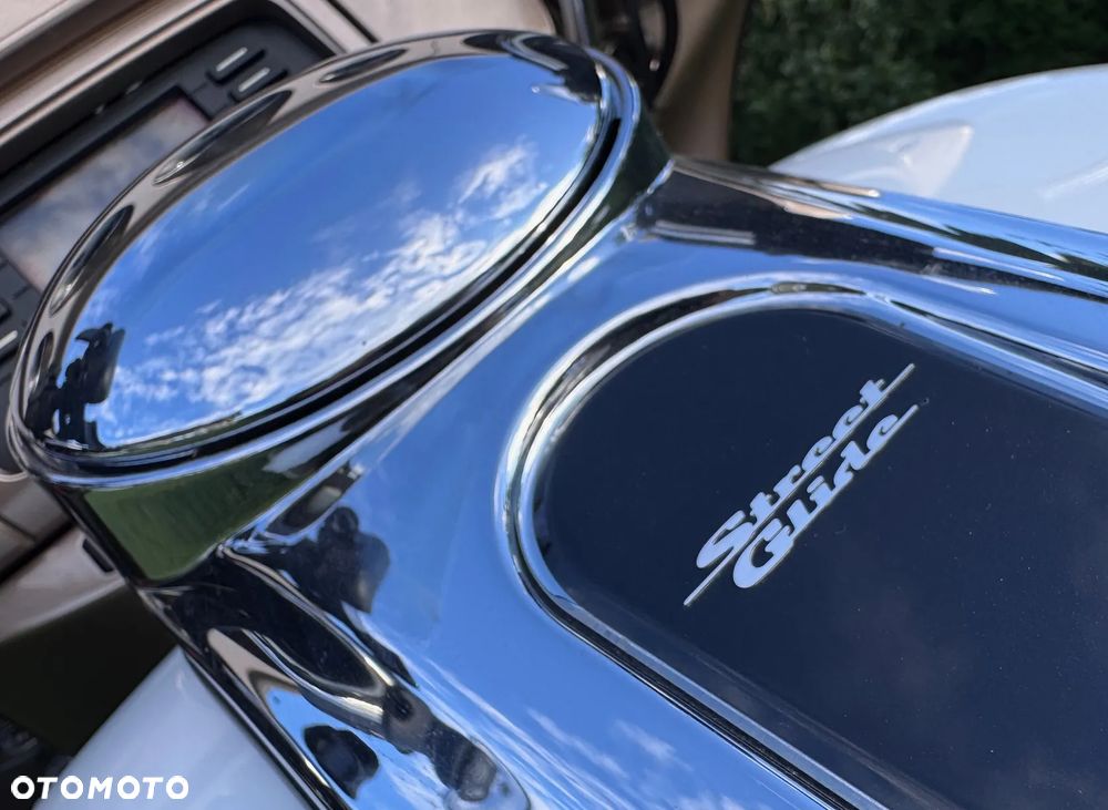 Harley-Davidson Touring Street Glide - 20
