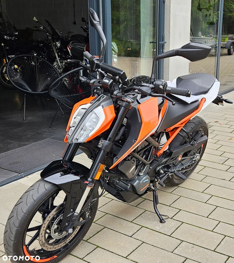 KTM Duke