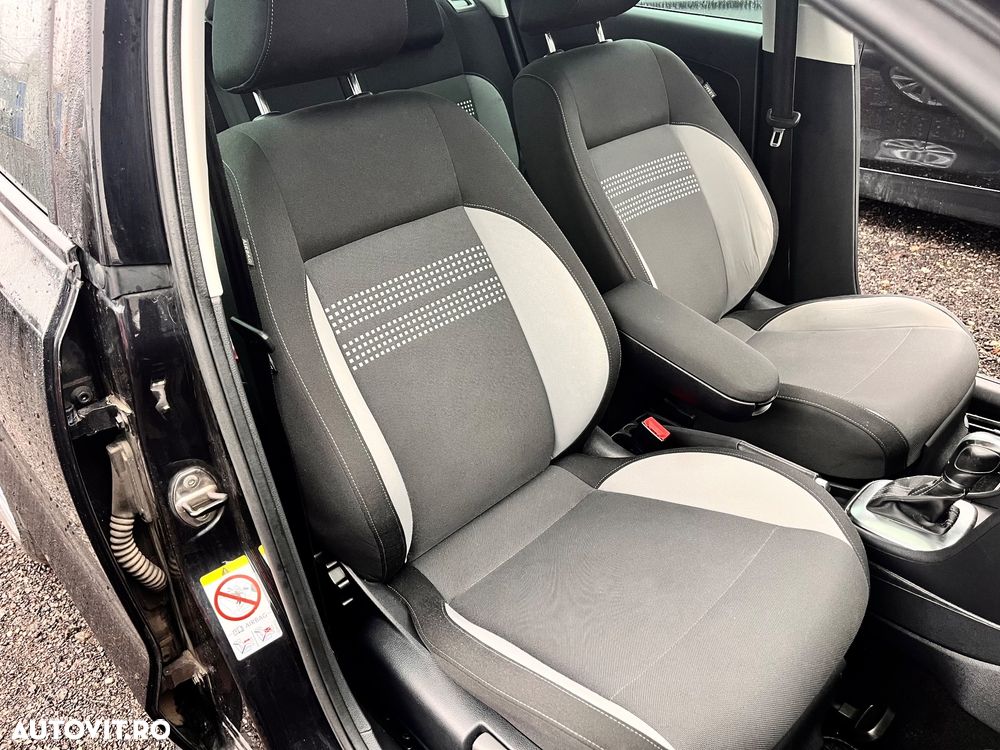 Volkswagen Polo 1.6 TDI DSG Life - 12