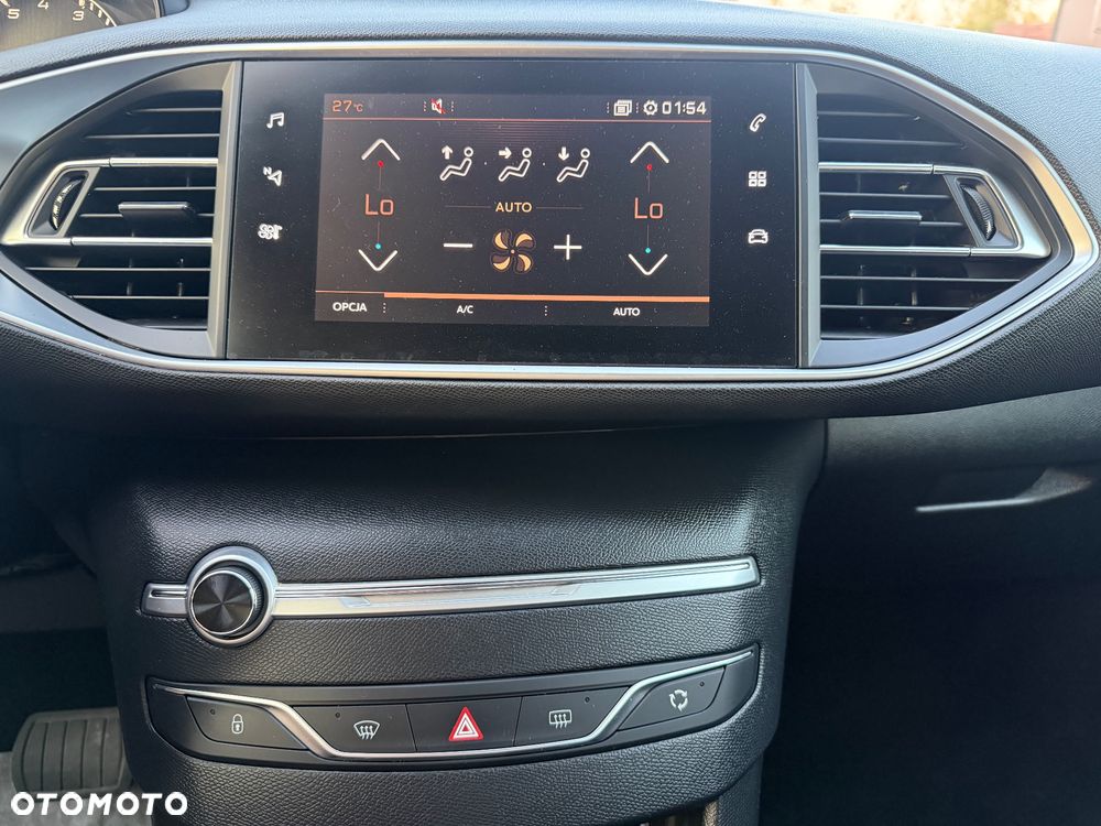 Peugeot 308 1.2 PureTech GPF Active Pack Business S&S EAT8 - 11