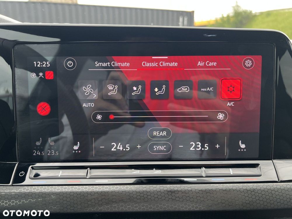 Volkswagen Golf 2.0 TSI GTI DSG - 33