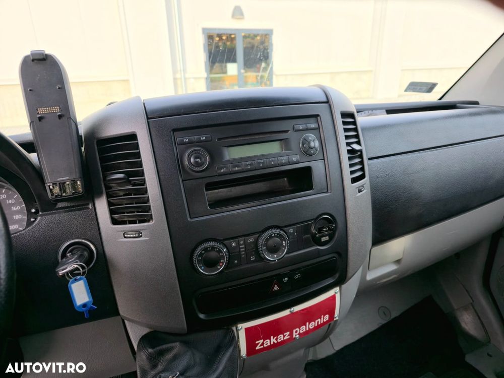 Volkswagen Crafter - 8