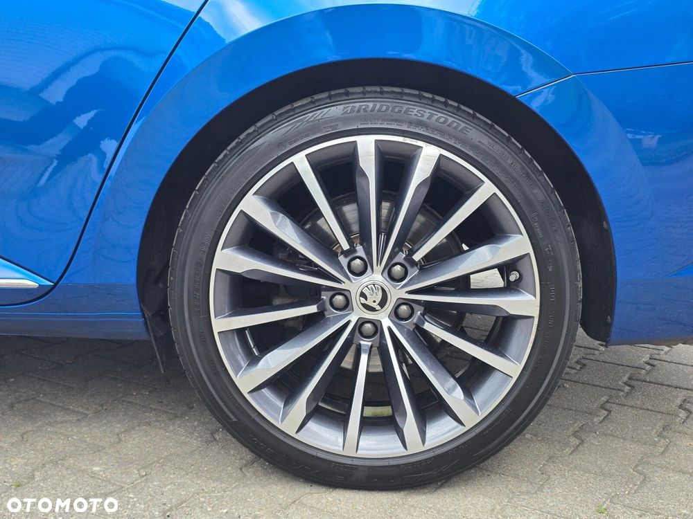 Skoda Superb 2.0 TDI SCR L&K DSG - 12