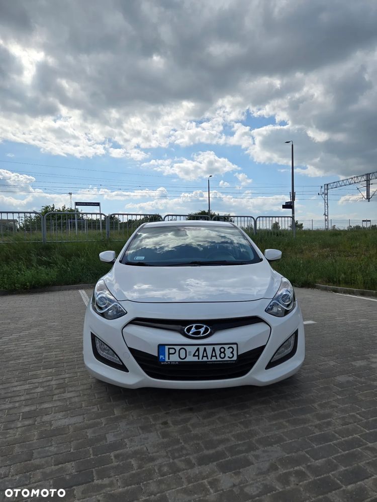 Hyundai i30 1.4 Base - 3