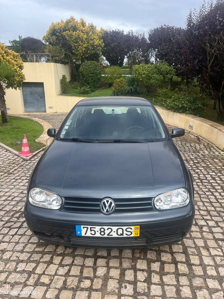 VW Golf - 1
