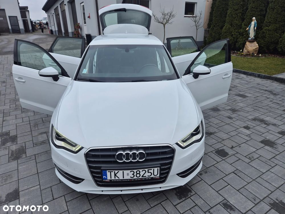 Audi A3 Sportback 2.0 TDI S tronic S line Sportpaket - 27