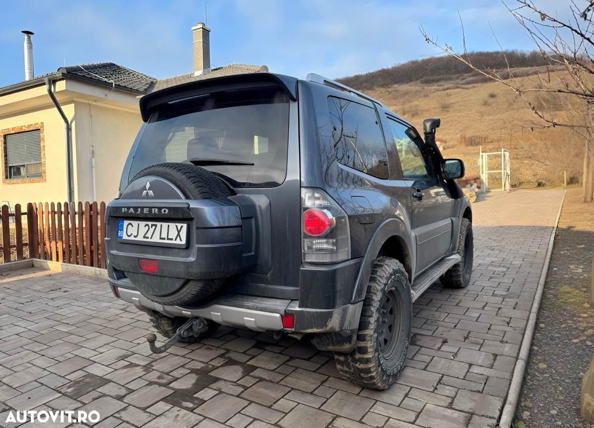 Mitsubishi Pajero 3.2 DI-D Automatik Top - 3