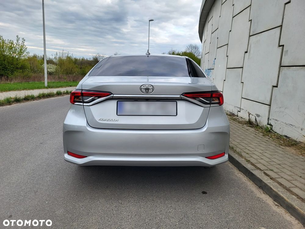 Toyota Corolla - 5
