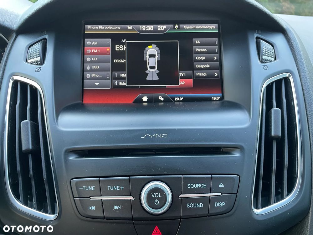 Ford Focus 1.0 EcoBoost Titanium ASS PowerShift - 24