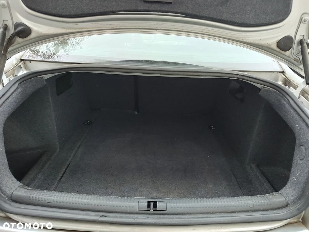 Audi A4 Limousine - 31