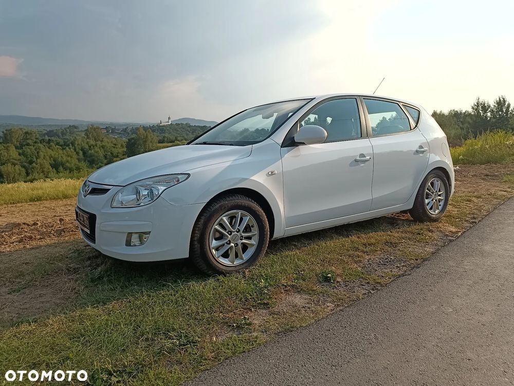 Hyundai i30 2.0 Premium - 1