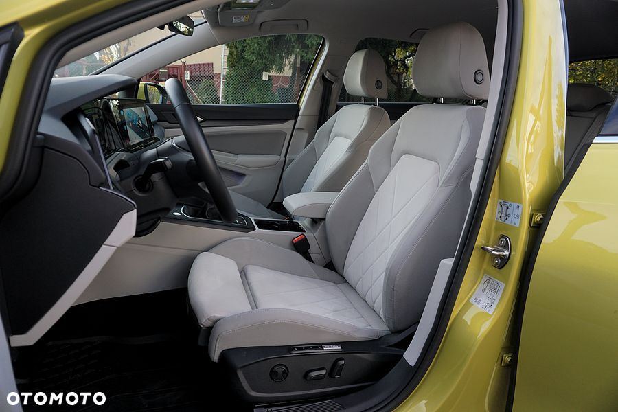 Volkswagen Golf - 20