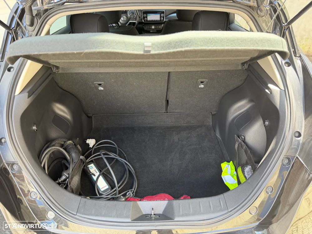 Nissan Leaf Acenta - 28