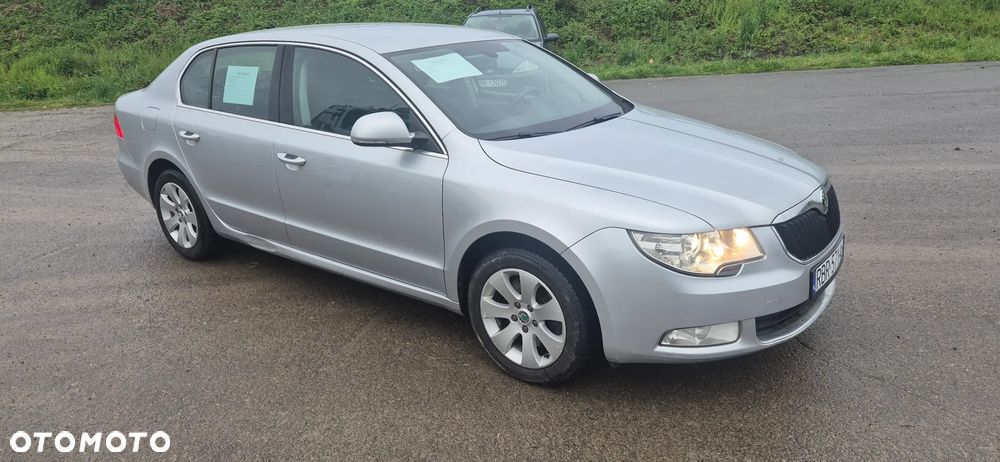 Skoda Superb 1.4 TSI Exclusive - 2