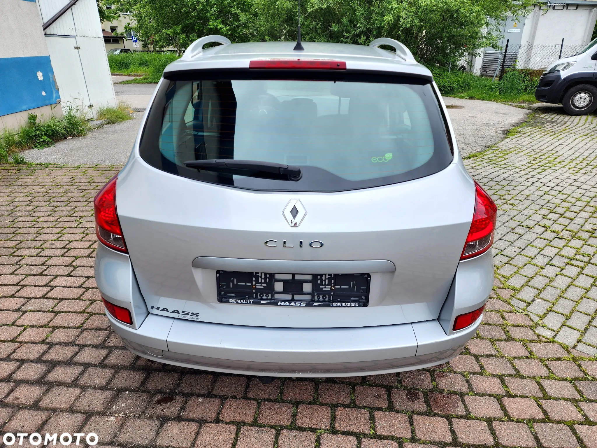 Renault Clio - 2