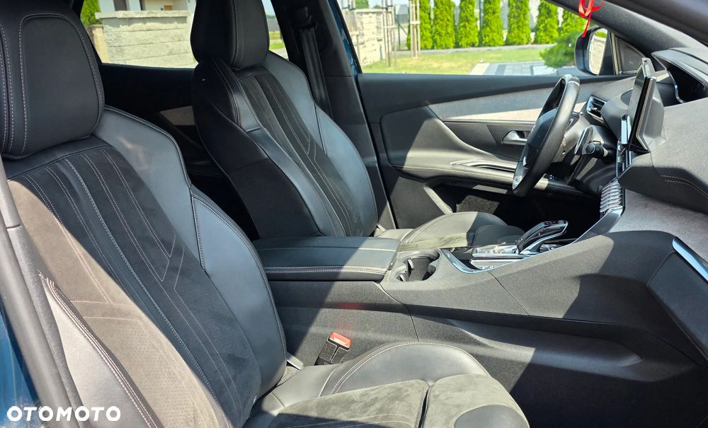 Peugeot 3008 1.5 BlueHDi GT S&S EAT8 - 33