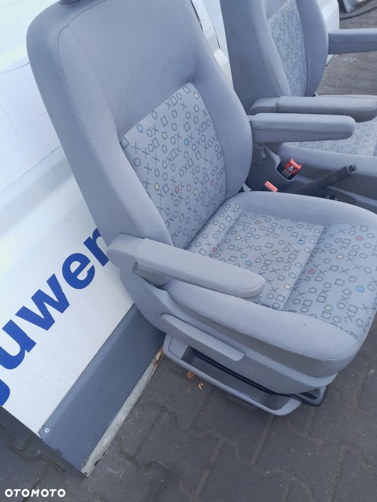 Fotele przednie komplet VW T5 Caravelle - 5