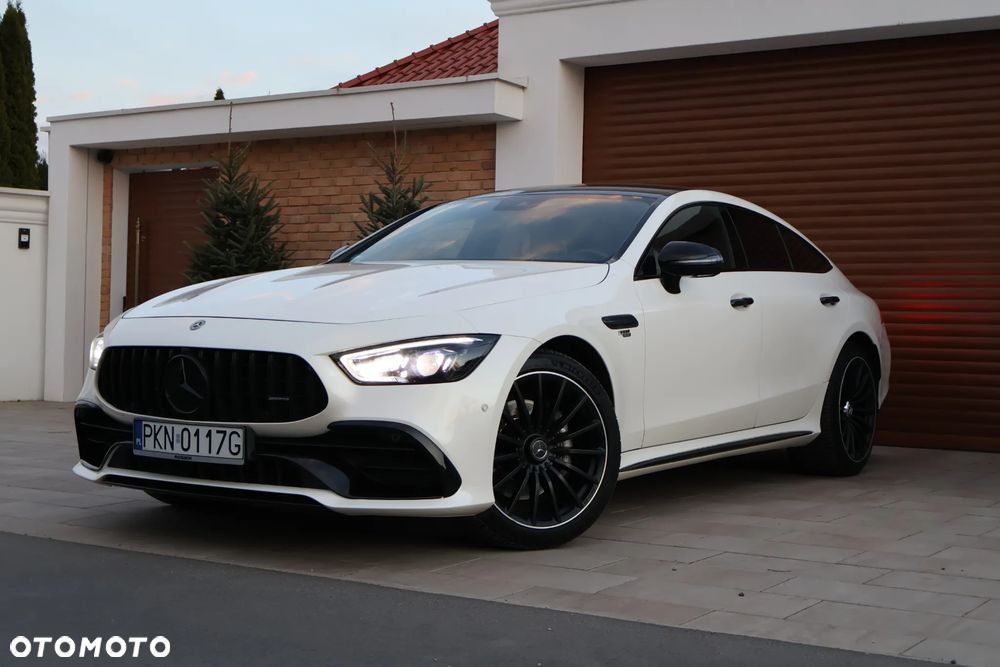 Mercedes-Benz AMG GT 43 4-Matic+ - 35