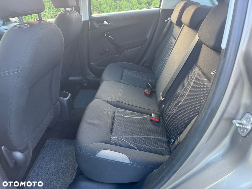 Peugeot 208 95 VTI Allure - 15