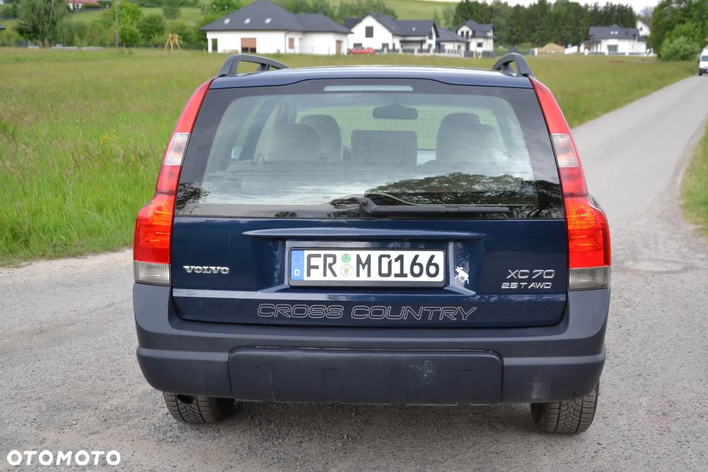 Volvo XC 70 AWD Premium - 6