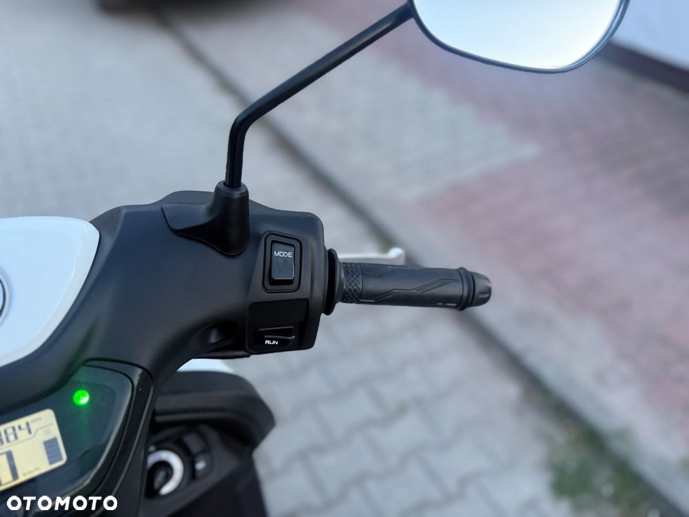 Yamaha Neos - 26
